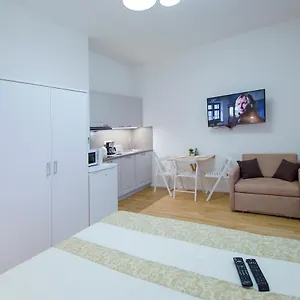 Modern Pricna 4 Apartamento